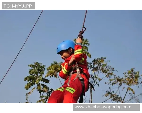 足球陪伴我成长的旅程与心灵的蜕变 足球陪伴我成长的旅程与心灵的蜕变