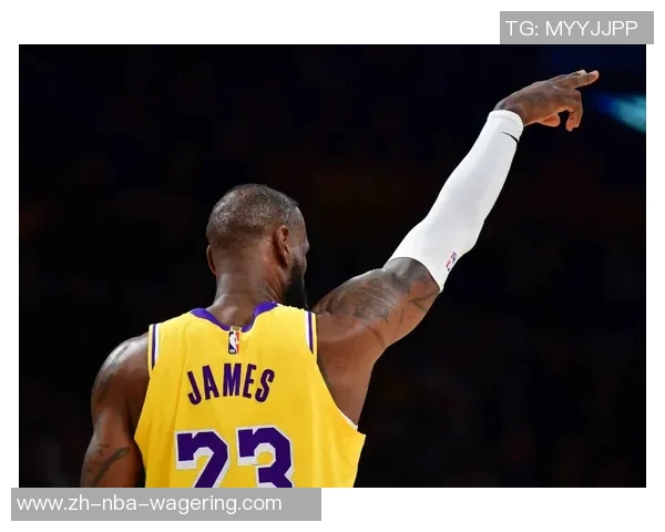 NBA季后赛湖人对决强敌展现王者风范全力争夺总冠军荣耀